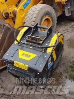 MB Crusher BF70.2 S4 Koparko-ładowarki
