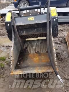 MB Crusher BF70.2 S4 Koparko-ładowarki