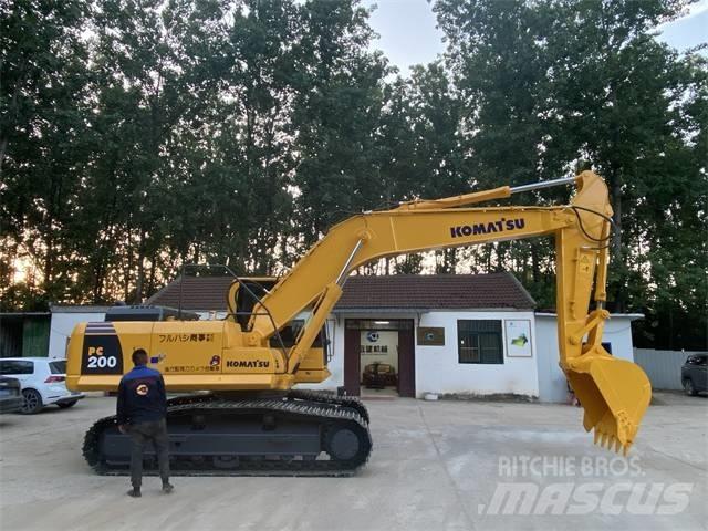 Komatsu PC200-8 Koparki gąsienicowe