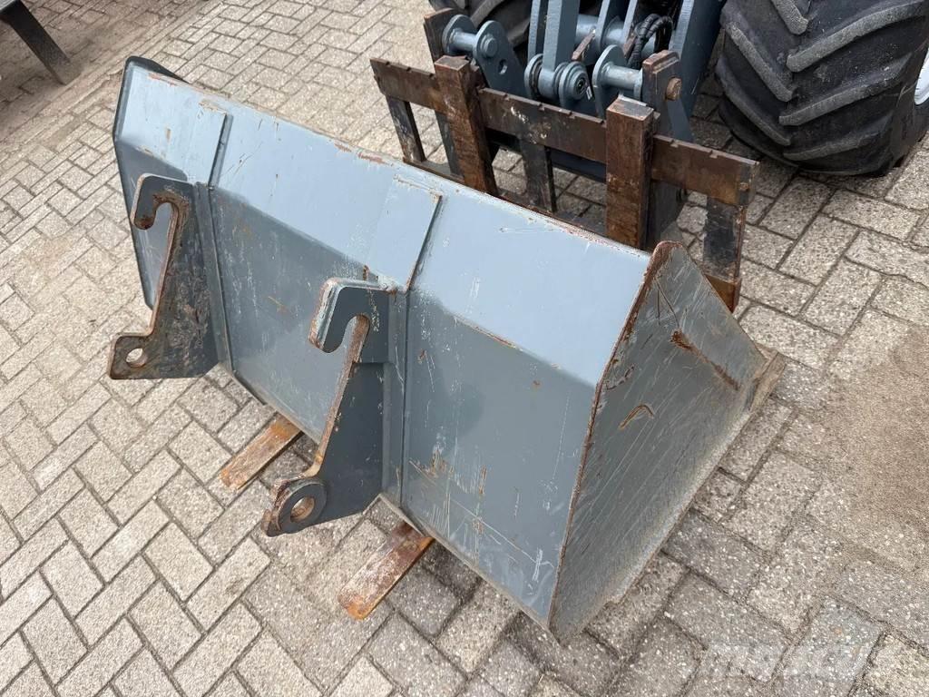 GiANT G2700 Ładowarki kołowe