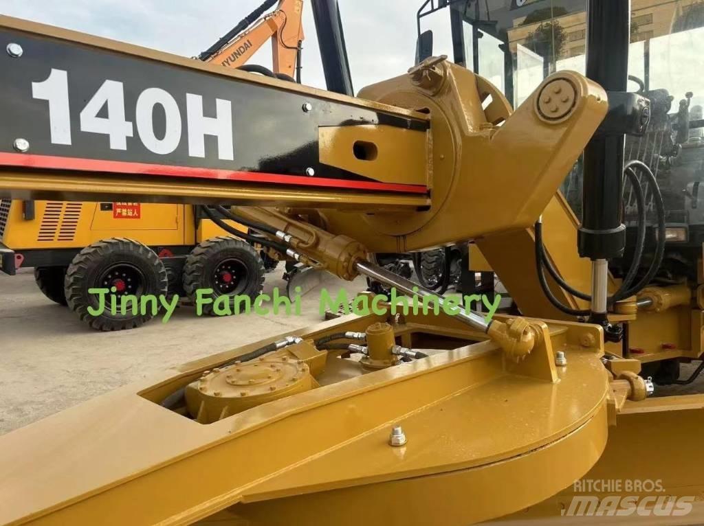CAT 140 Równiarki