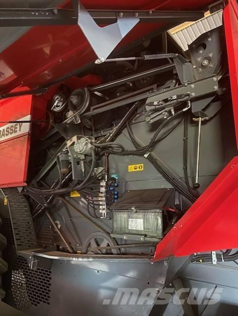 Massey Ferguson 7244 Kombajny zbożowe