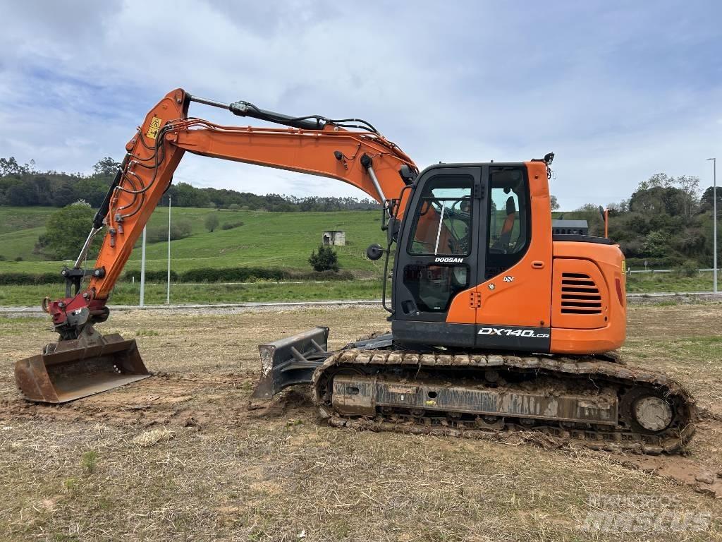 Doosan DX 140 Koparki gąsienicowe