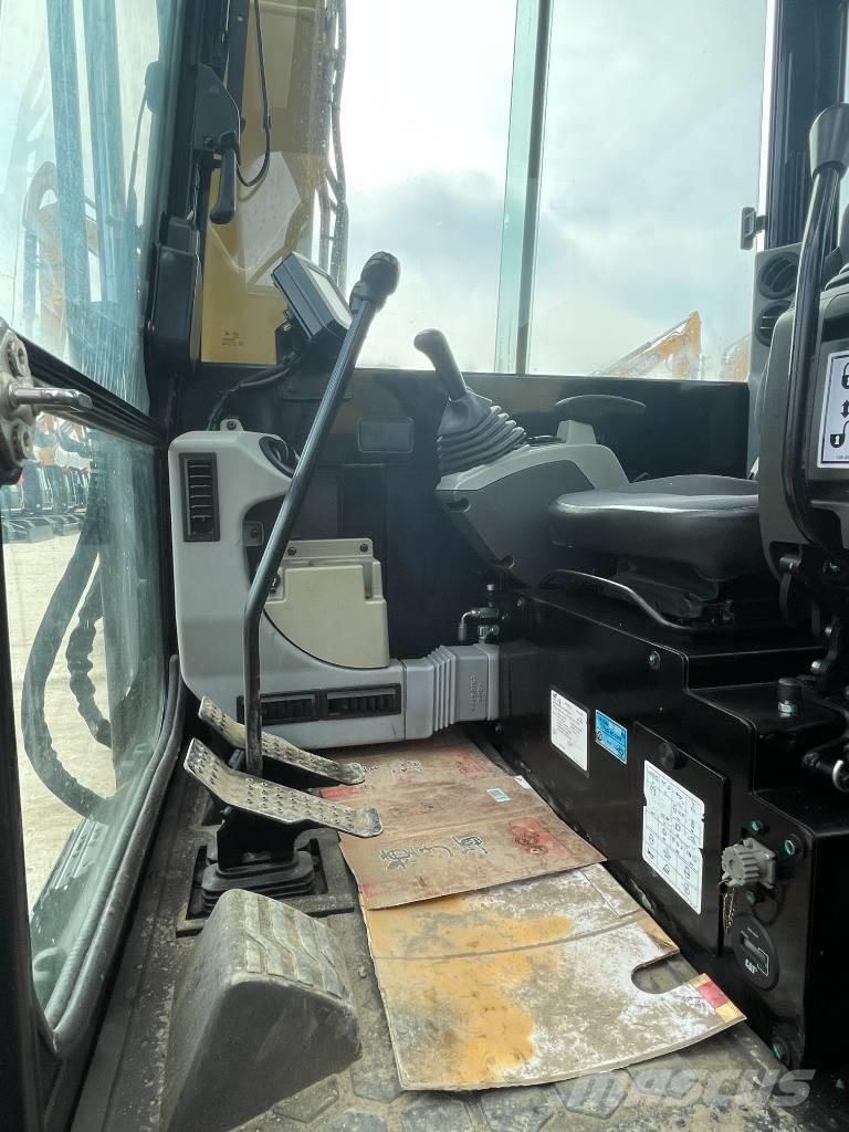 CAT 305.5E2 Minikoparki