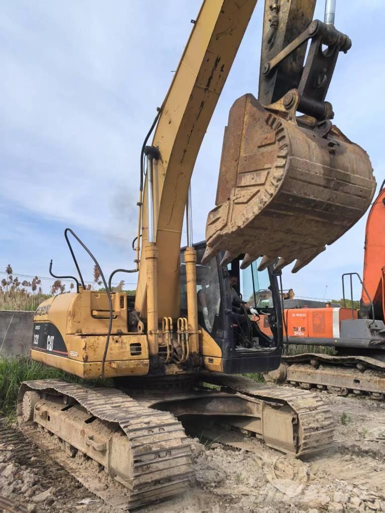 CAT 320 C Koparki gąsienicowe
