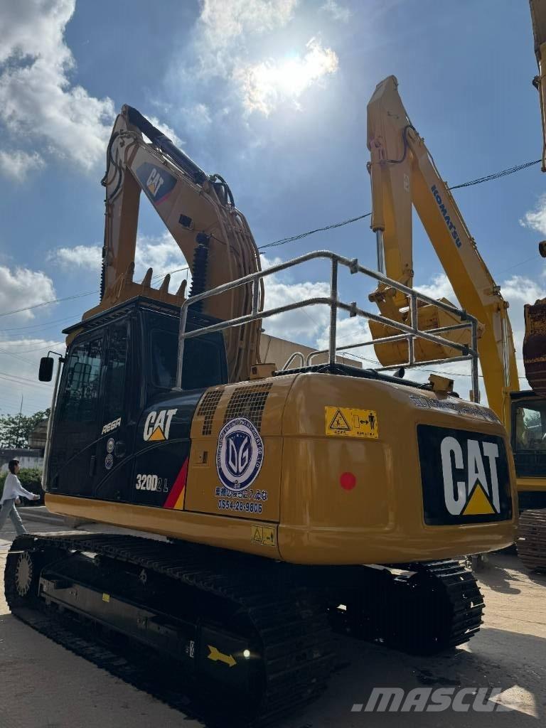 CAT 320 D Midikoparki  7t - 12t