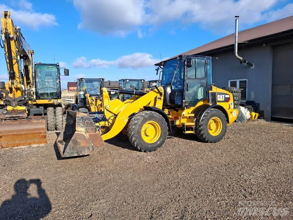 CAT 908M Ładowarki kołowe