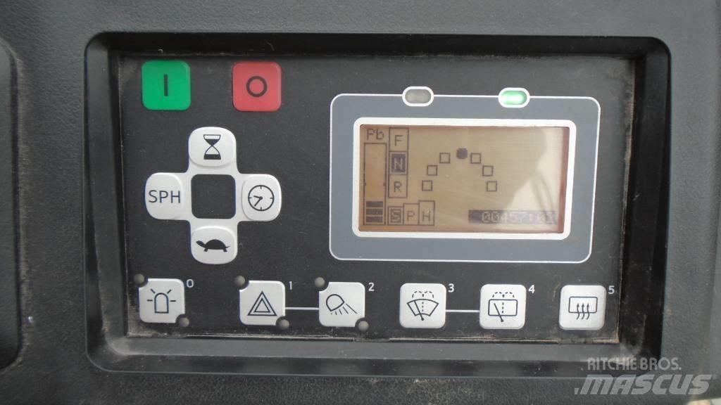 Toyota 8 FB E 15 Wózki elektryczne