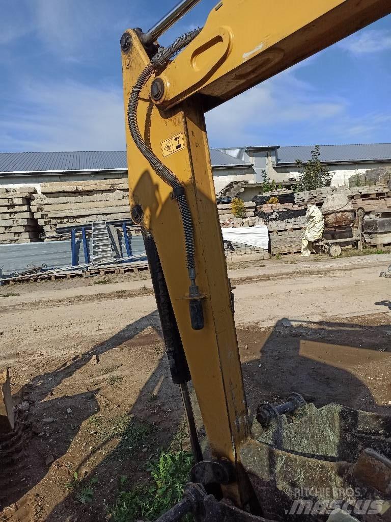 CAT 302.5 C Minikoparki
