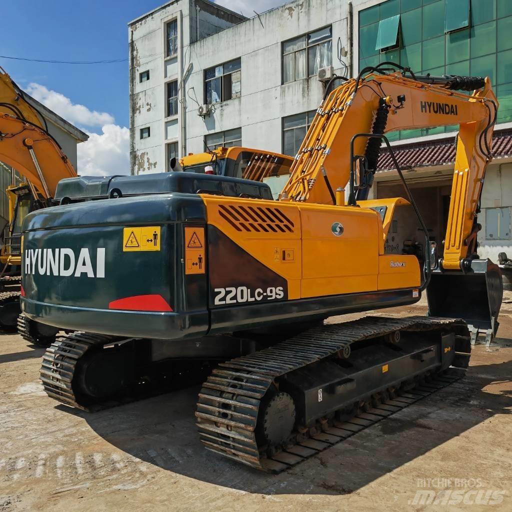 Hyundai R220LC-9S Koparki gąsienicowe