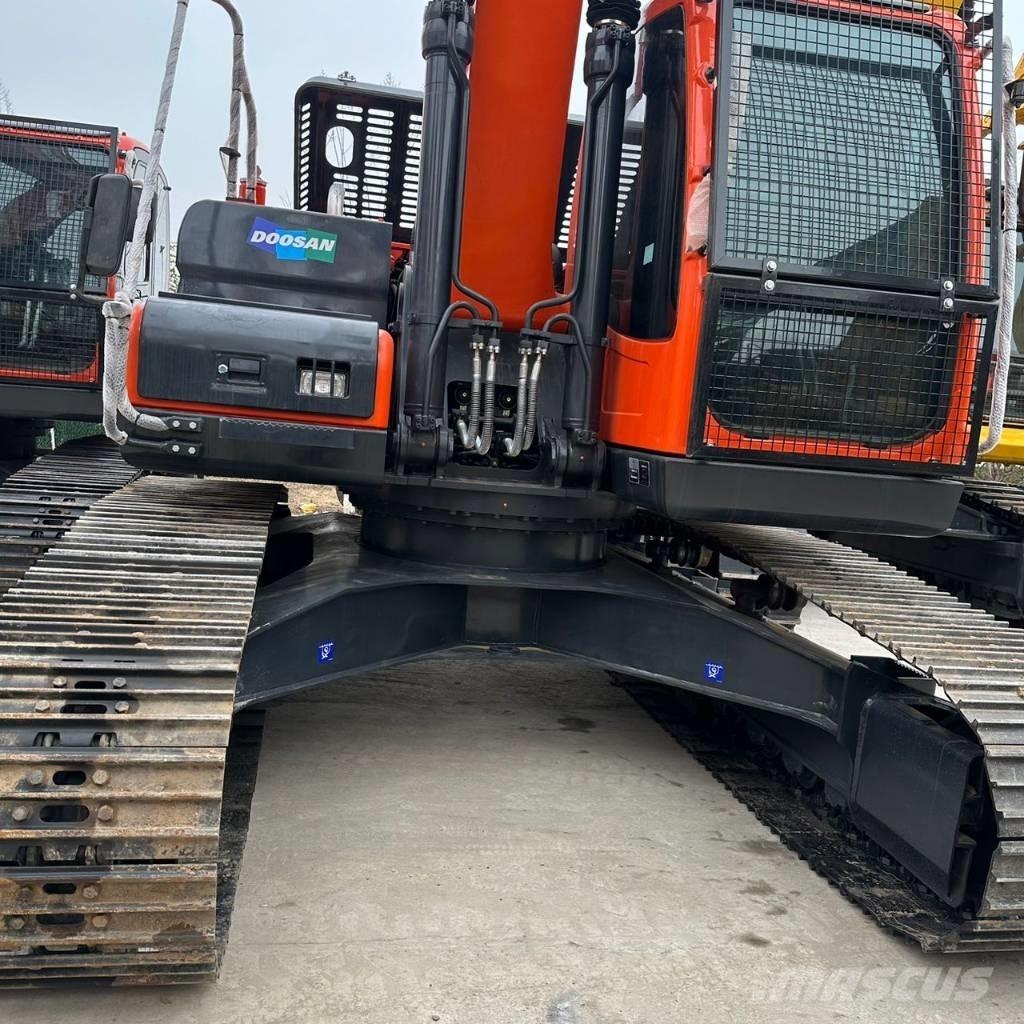 Doosan DX225LC-9C Koparki gąsienicowe