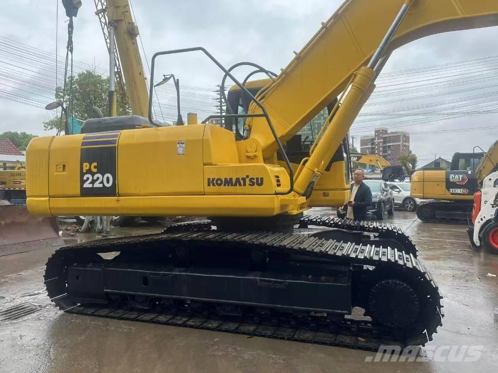 Komatsu PC 220-7 Koparki gąsienicowe