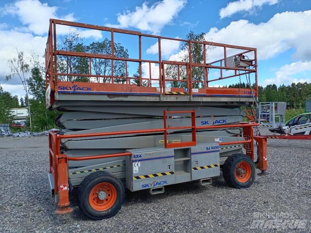 SkyJack SJ 9250 Podnośniki nożycowe