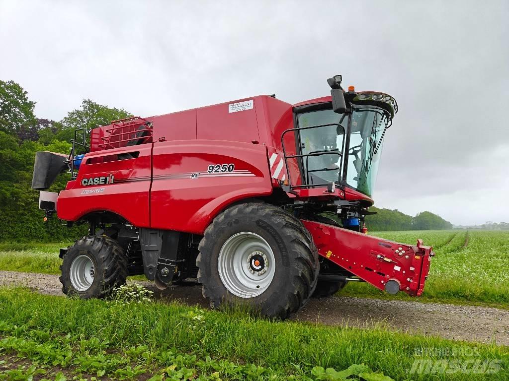 Case IH 9250 Kombajny zbożowe