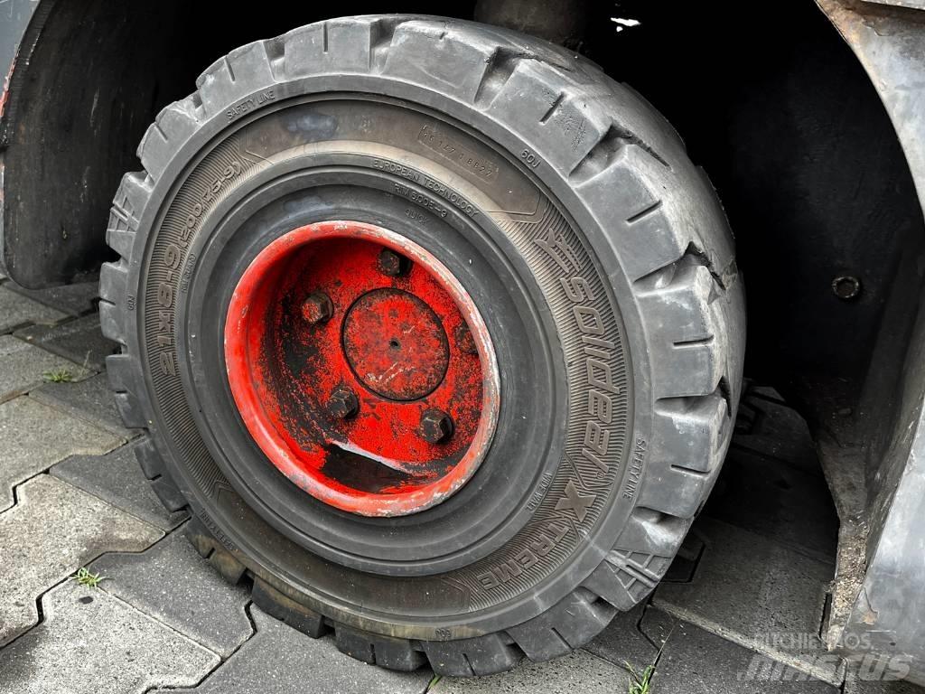Linde P 250 Wózki widłowe samochodowe ciągnące