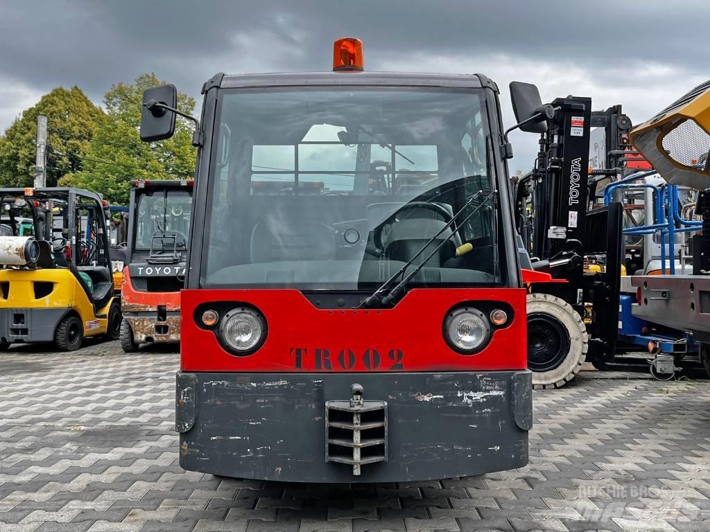 Linde P 250 Wózki widłowe samochodowe ciągnące