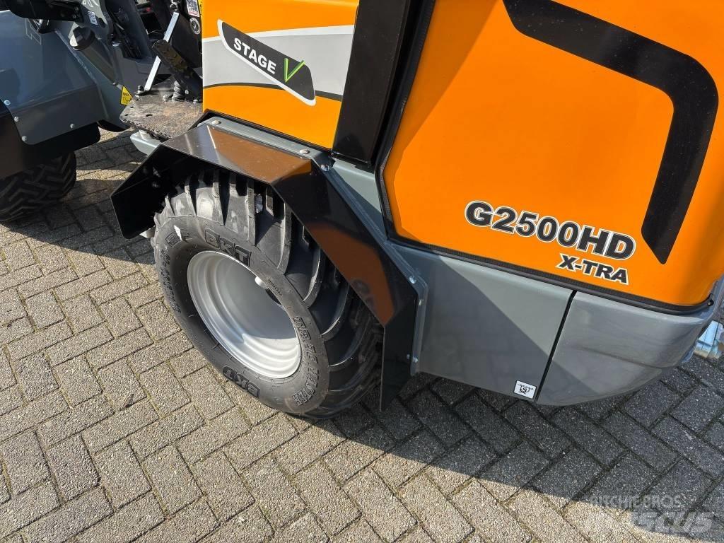Giant G2500HD Xtra Miniładowarki