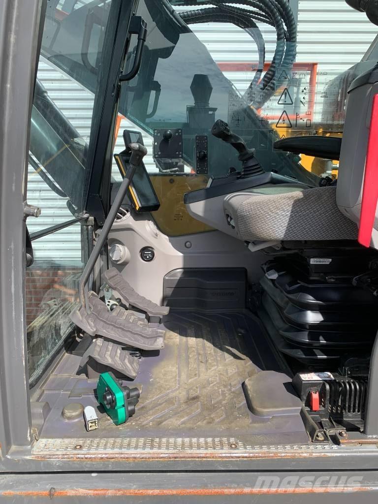 Volvo ECR235EL Koparki gąsienicowe