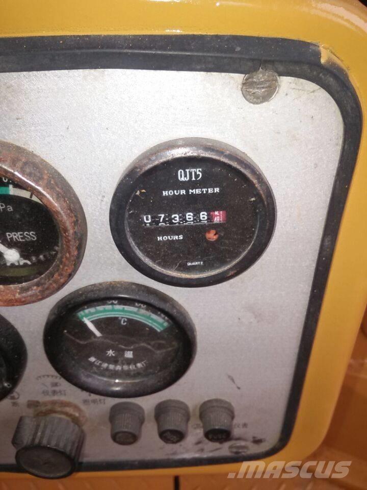 CAT D 7 G Spycharki gąsienicowe