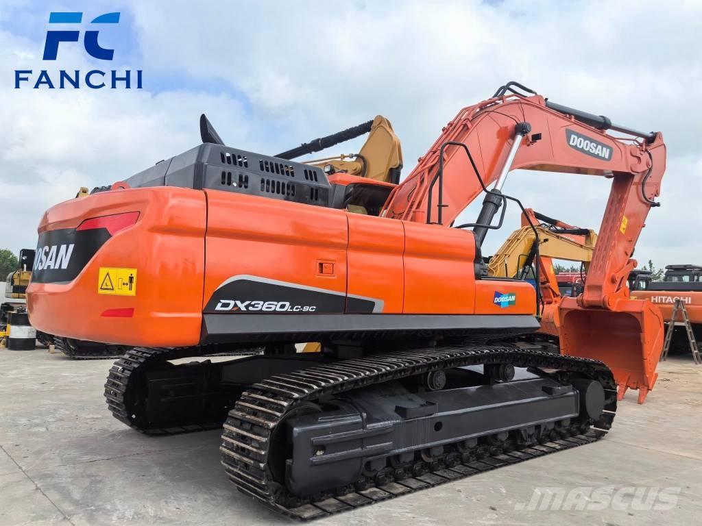Doosan DX 360 LC Koparki gąsienicowe