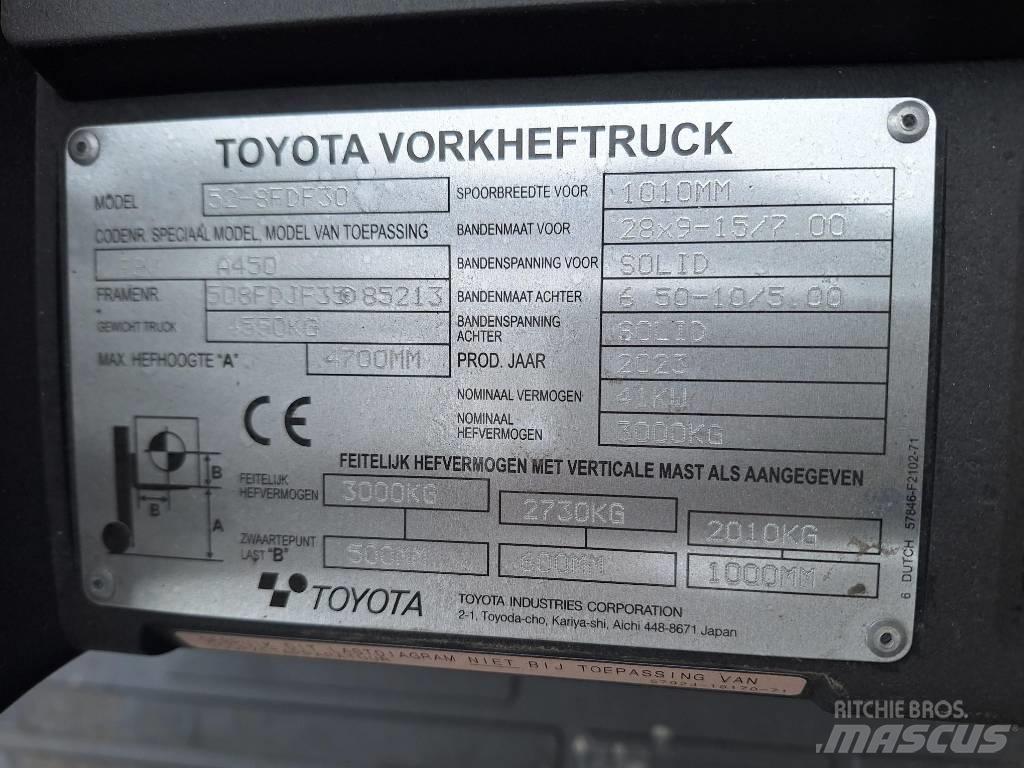 Toyota 52-8 FD F 30 Wózki Diesla
