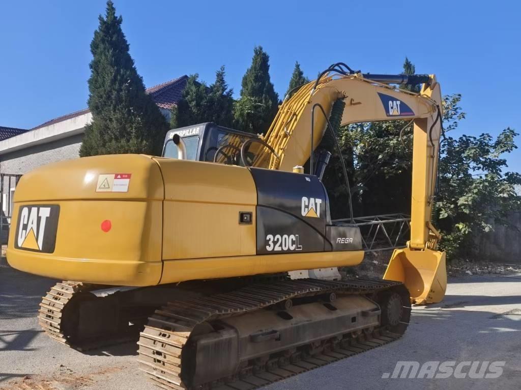 CAT 320 Koparki gąsienicowe