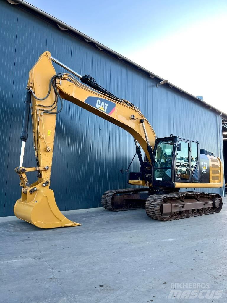CAT 323E L Koparki gąsienicowe