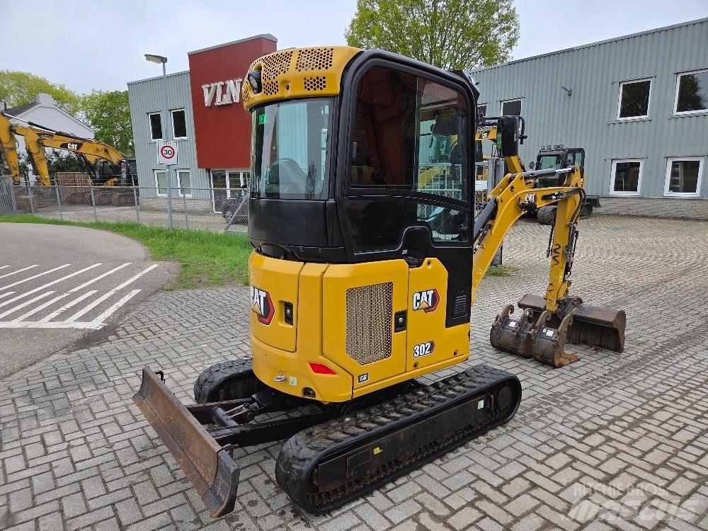 CAT 302CR Minikoparki