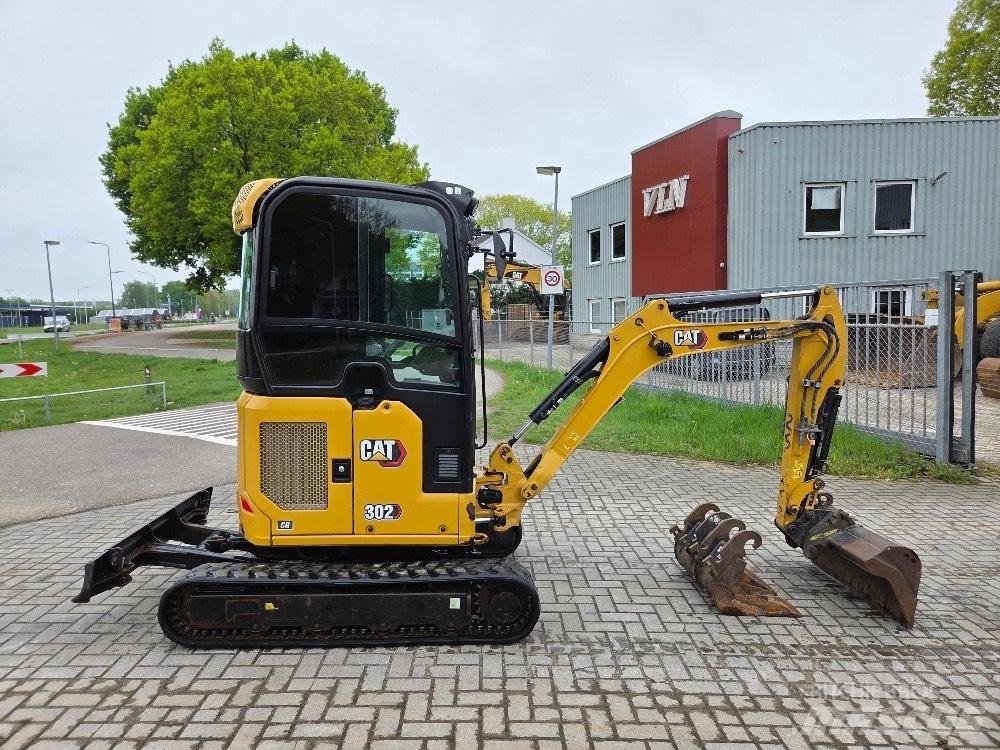 CAT 302CR Minikoparki