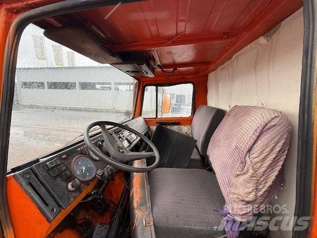 Unimog 424 USED CAB Kabiny i wnętrze