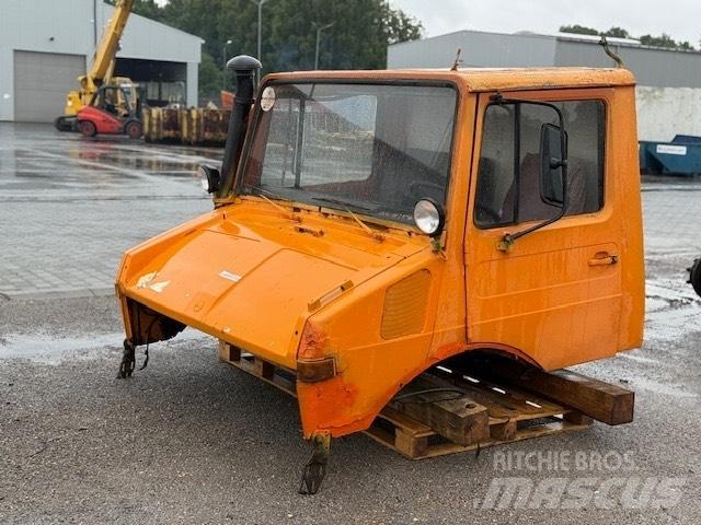 Unimog 424 USED CAB Kabiny i wnętrze