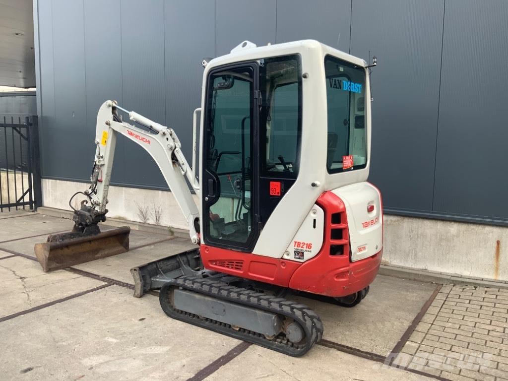 Takeuchi TB 216 Minikoparki