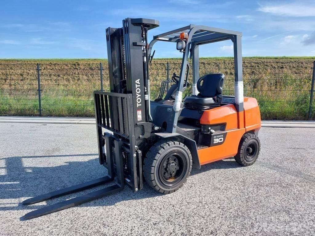 Toyota FDZN30 Wózki widłowe inne