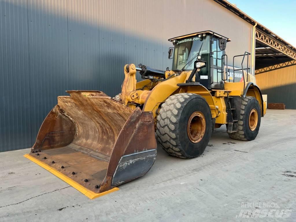 CAT 966M Ładowarki kołowe
