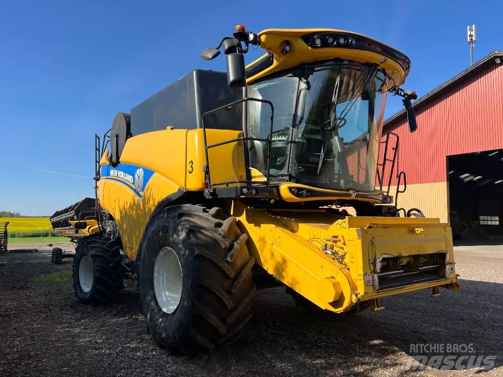 New Holland 8.85 Kombajny zbożowe