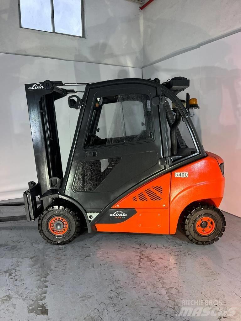 Linde H 25 D Wózki Diesla