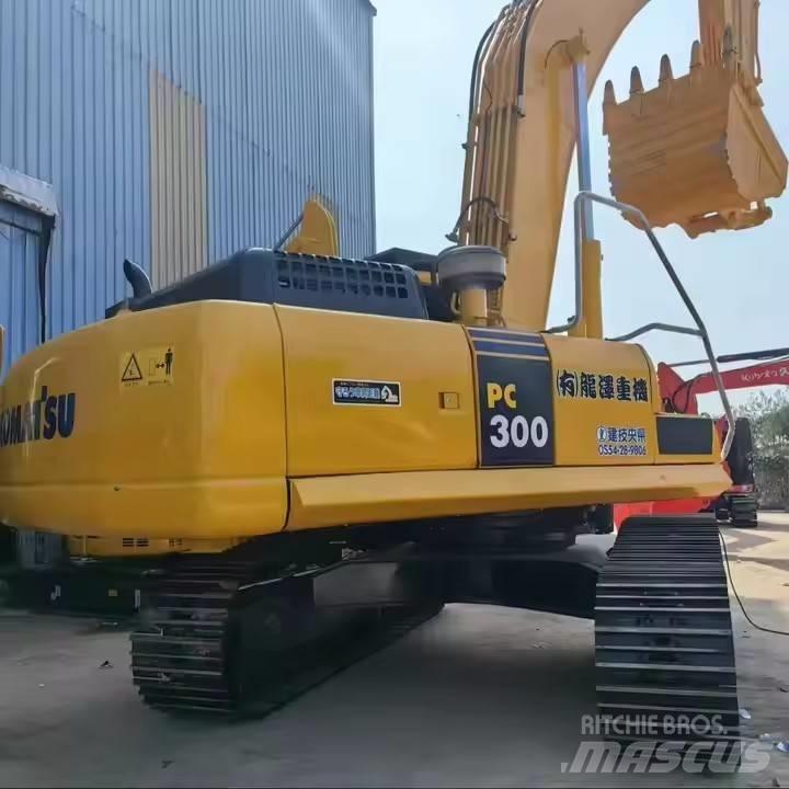 Komatsu PC300 Koparki gąsienicowe