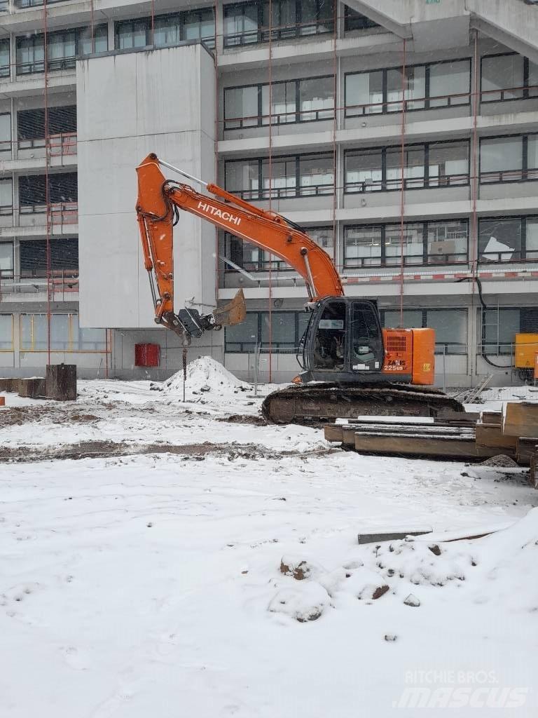  ICE Hitachi 328 B Wiertnice do palowania