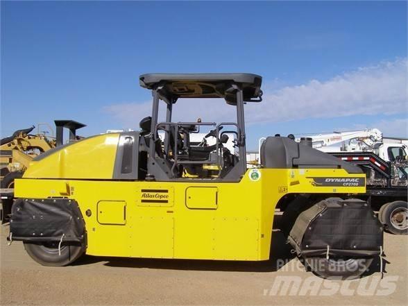 Dynapac CP2700 Walce ogumione