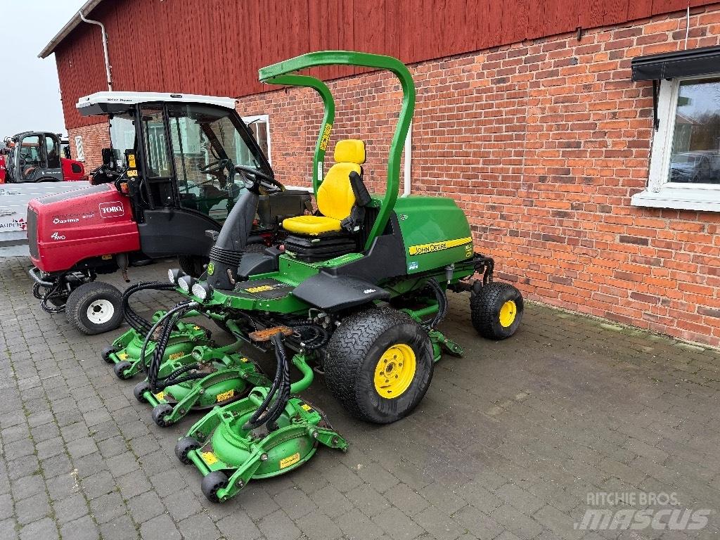 John Deere 8800 Kosiarki ogrodowe