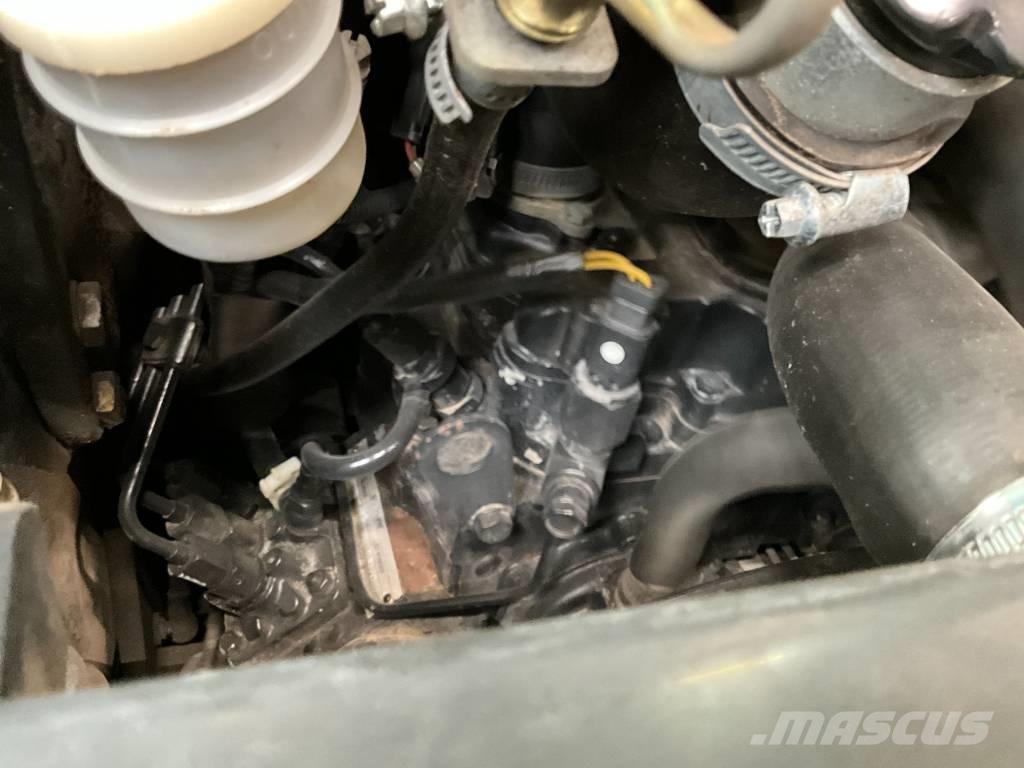 JCB 8018 Minikoparki