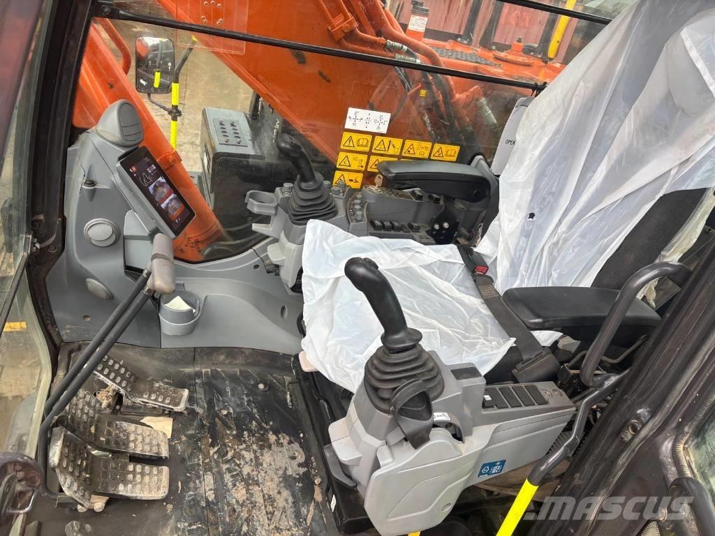 Hitachi ZX 300 LC-7 Koparki gąsienicowe