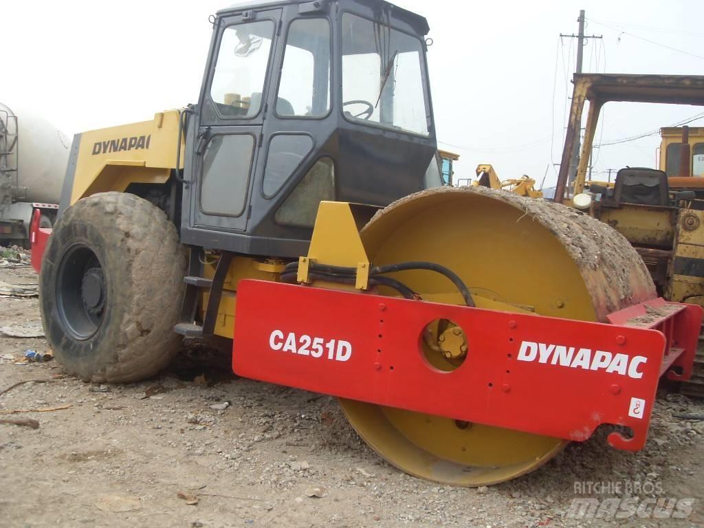 Dynapac CA 251 D Walce jednobębnowe