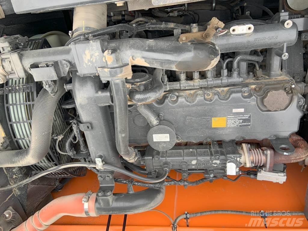 Doosan DX 225 LC-5 Koparki gąsienicowe