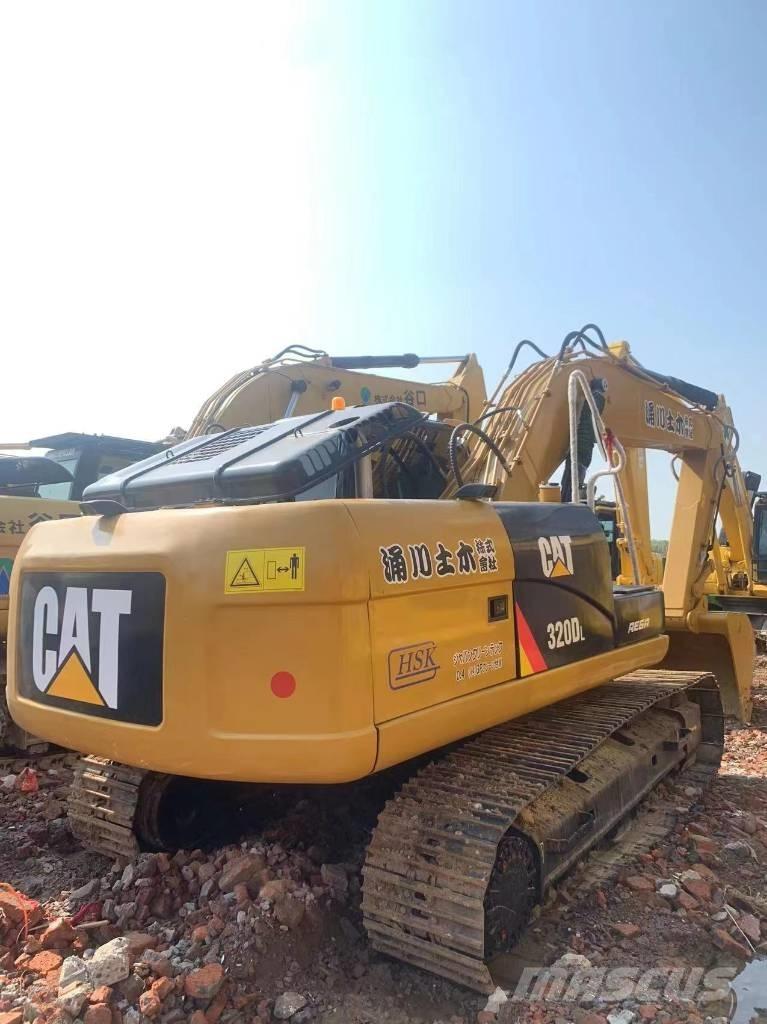 CAT 320 D L Koparki gąsienicowe