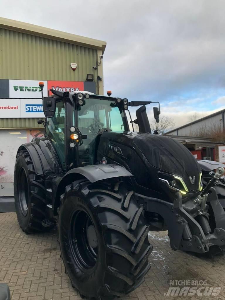 Valtra T235V Ciągniki rolnicze