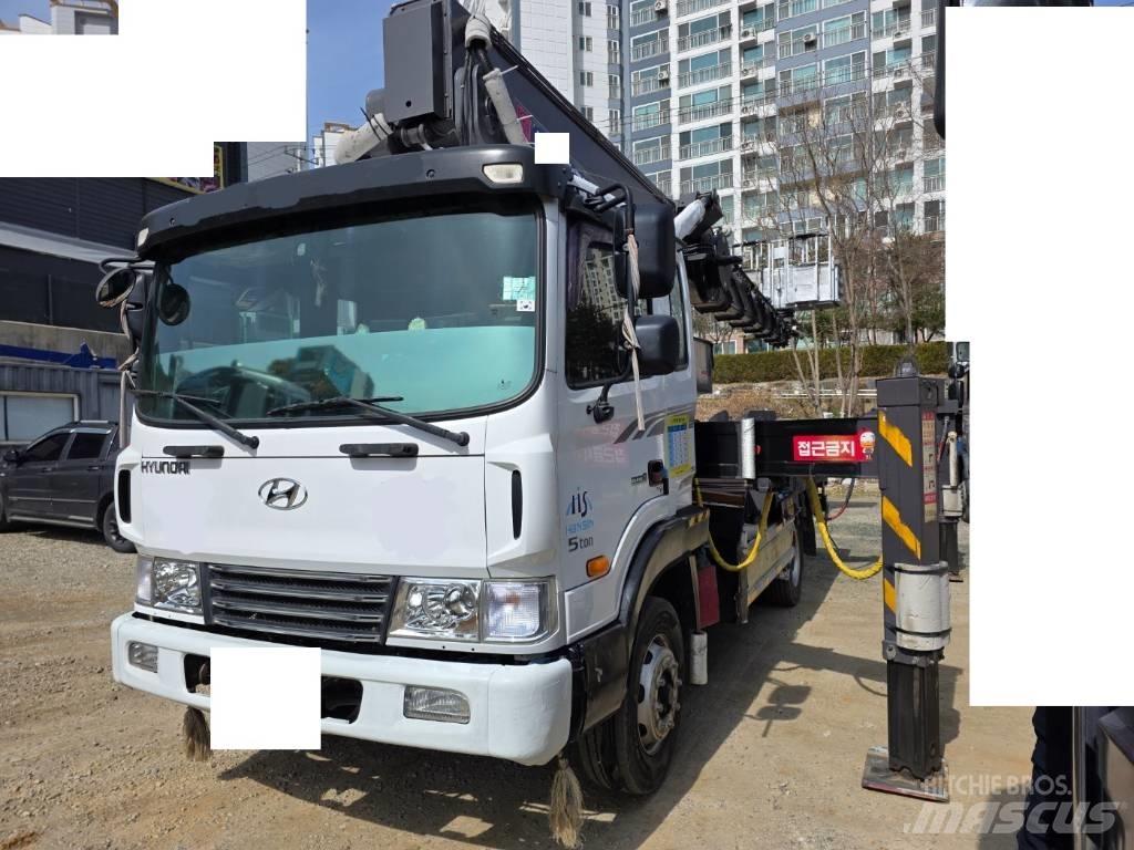 Hyundai HS3870 Podnośniki koszowe
