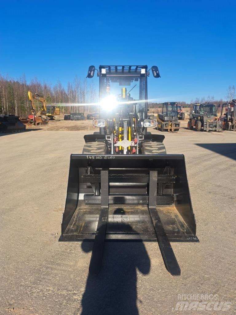 JCB 403 Ładowarki wielofunkcyjne
