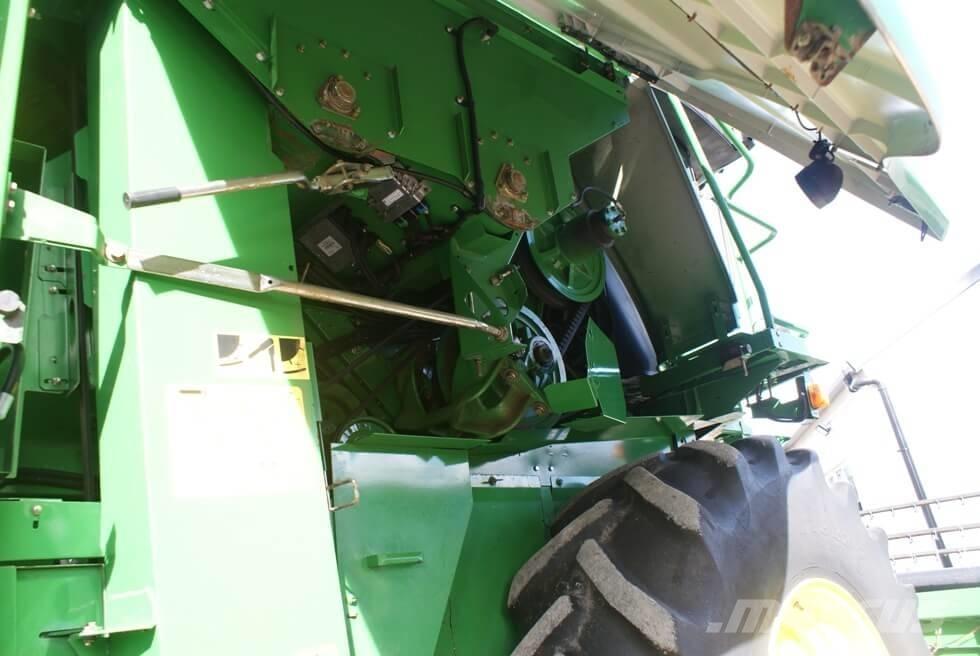 John Deere T 550 Kombajny zbożowe