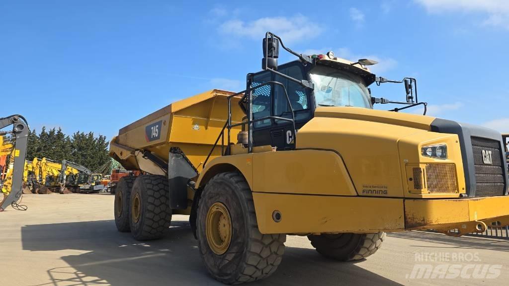 CAT 745 Wozidła przegubowe